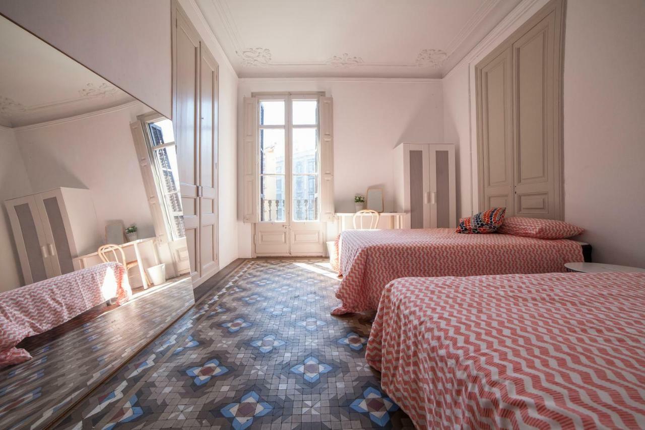 B21-Apartamento Modernista Para Grupos Barcelona Exterior photo